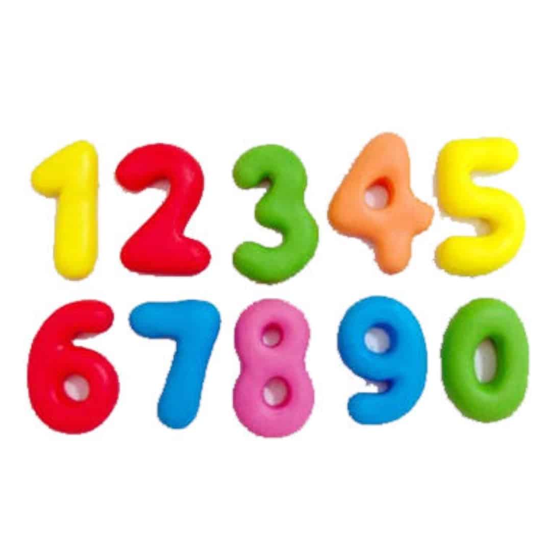 מספרים ואותיות מבצק סוכר – תמונה 1