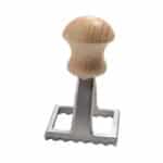 חותמת רביולי מרובע גדול ידית עץ 7*7 ס"מ