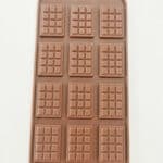 065H- תבנית לשוקולד סיליקון טבליות קטנות