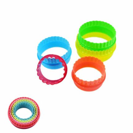 סט 5 חותכני פלסטיק עיגול (צד אחד משונן, אחד חלק)