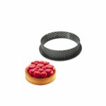 רינג טארטלט עגול מחורר 8.5 ס"מ עמיד באפייה שחור