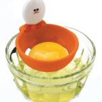 מפריד ביצה נתפס על כוס JO!E