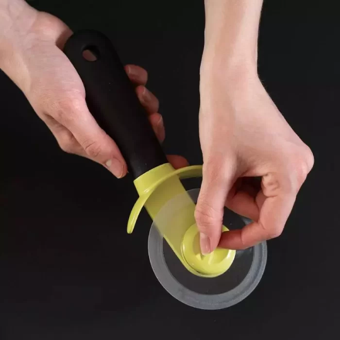 ⁦גלגלת פיצה פונקציונלית WILLY TREDONN⁩ – תמונה ⁦3⁩