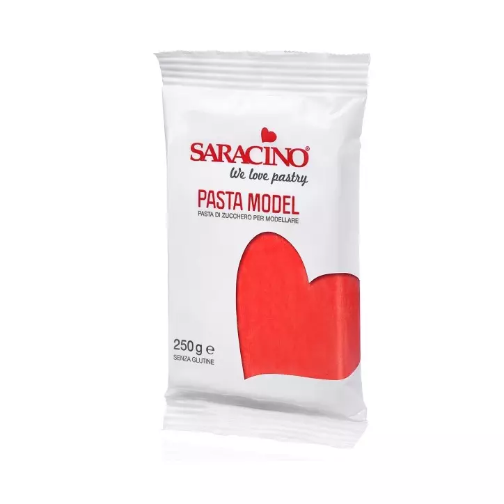saracino-pasta-model-rote-modellierpaste-250g בצק סוכר SAARACINO צבע אדום 250 גר – תמונה 1