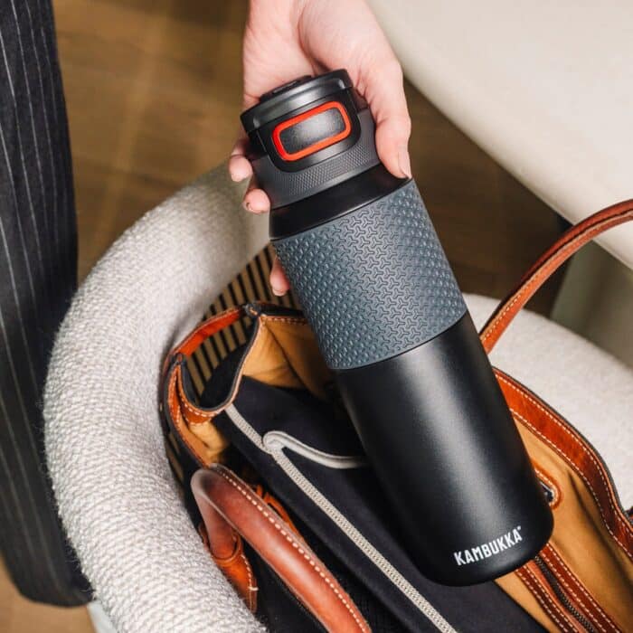 ⁦בקבוק שתיה טרמי 750 מל שחור KAMBUKKA מבית NIGTHDALL⁩ – תמונה ⁦3⁩