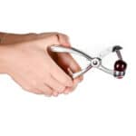 מגלען זיתים ודובדבנים