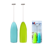 זוג מקציפי חלב ורטבים תכלת ירוק