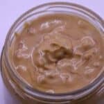 מחית סניקרס בוטנים 500 גרם שוקולד חלבי עם בוטנים