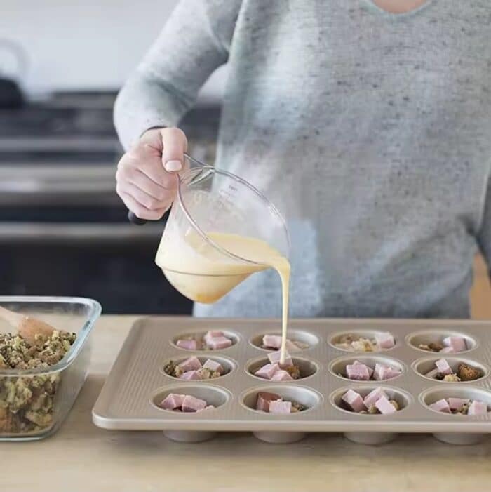 ⁦כד מידה אקריל ידית גמישה 1.2 ליטר⁩ – תמונה ⁦2⁩