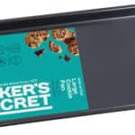 משטח אפייה 42 ס"מ מבית Baker's Secret