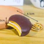 מחזיק מפתחות עוגייה עם קרם בלעדי!